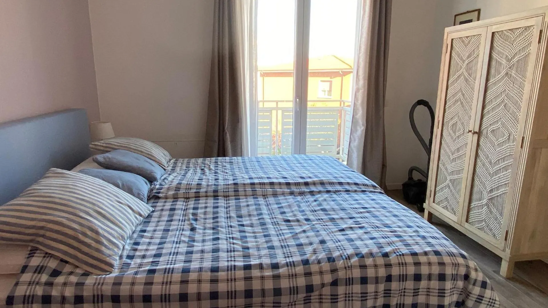 The Terrace On The Lake - Apartment With Pool Peschiera del Garda
