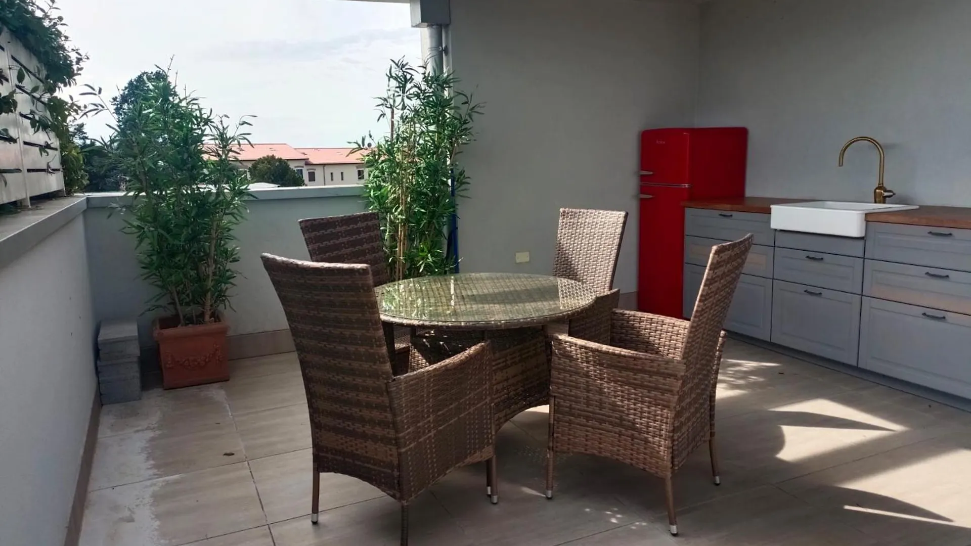 The Terrace On The Lake - Apartment With Pool Peschiera del Garda 0*,  Italy